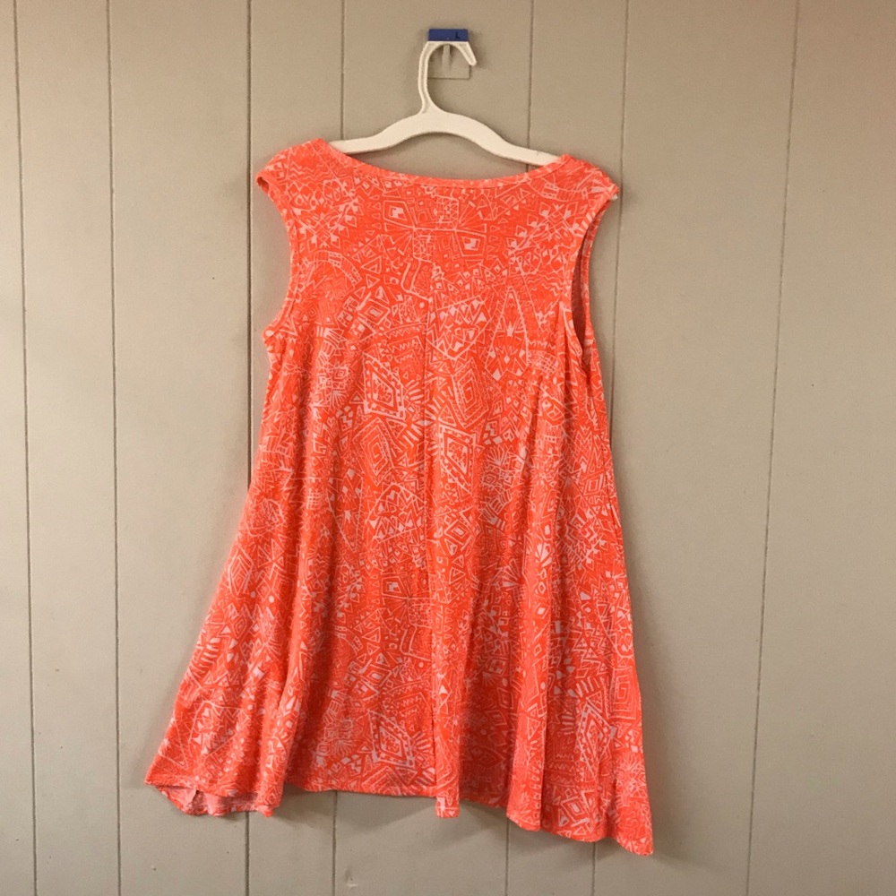 Girls long top (could be worn will leggings)